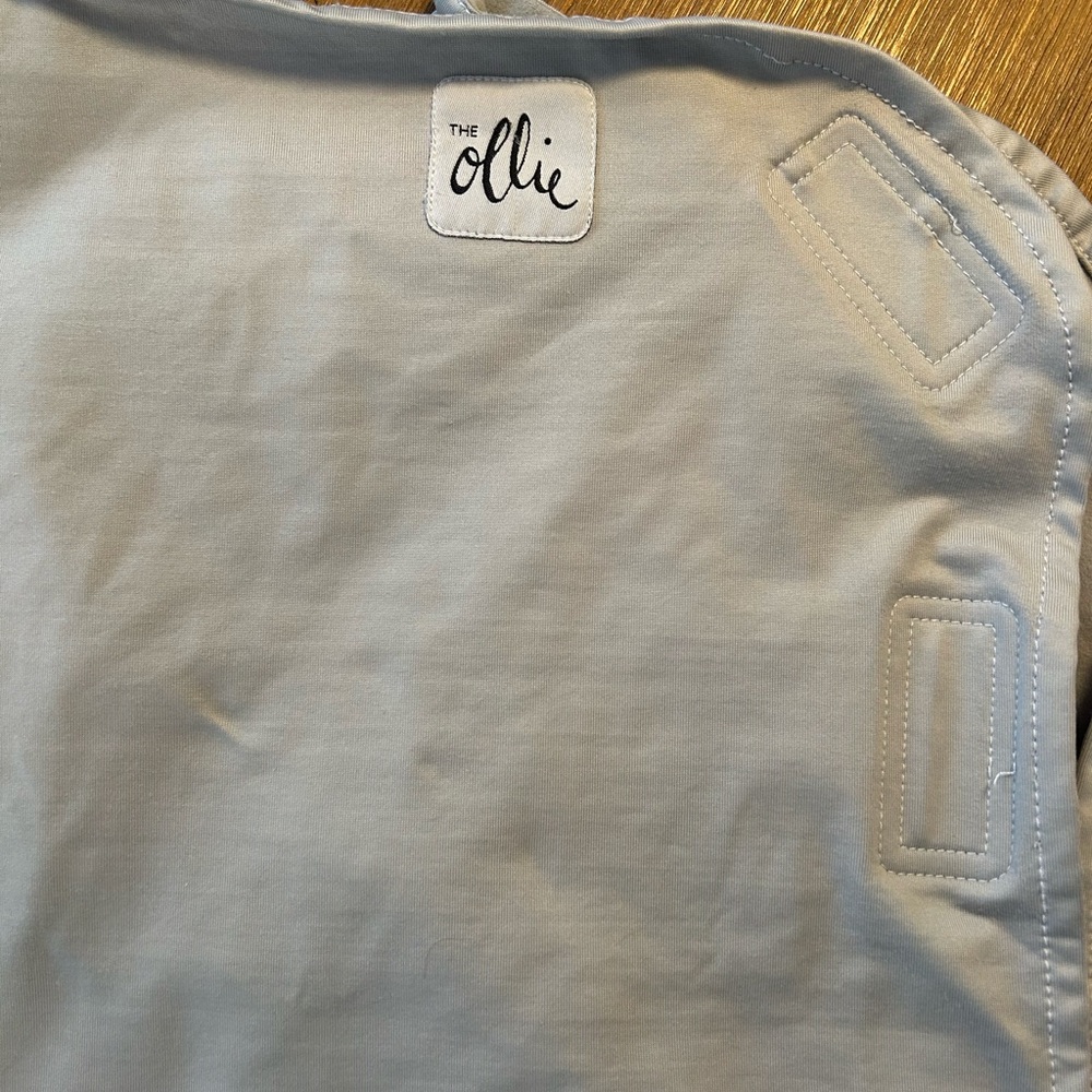 The Ollie Baby Swaddle in Light Gray